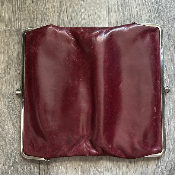 Hobo International Lauren clutch Wallet - burgundy - Picture 3 of 7